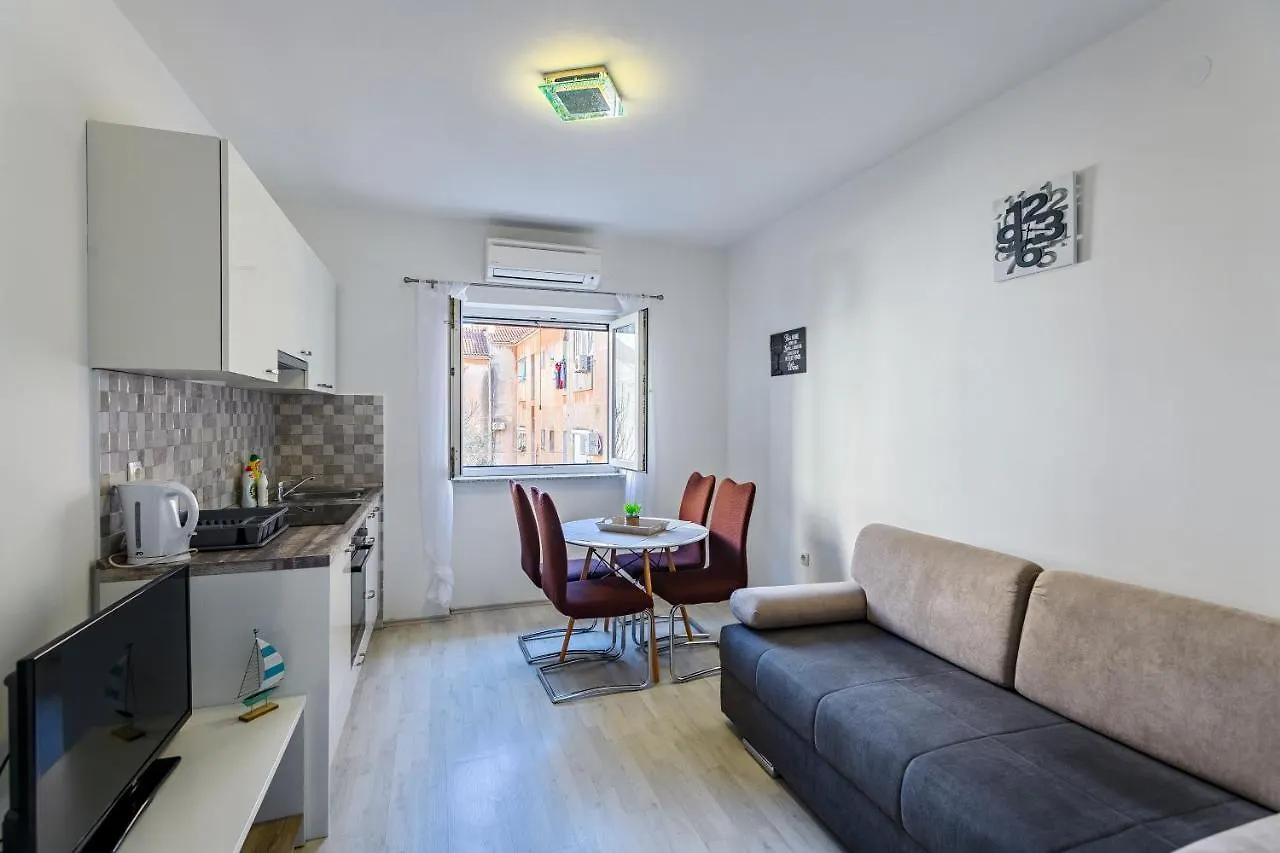 Modern Apartment Old Town - Zadar